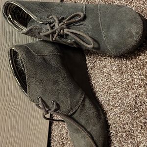 Tom's boots, 9, gray